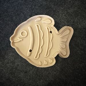 Vintage 1981 Hutzler Cookie Cut Up Tropical‎ Fish Cutter Plastic 3 In Clown Nemo